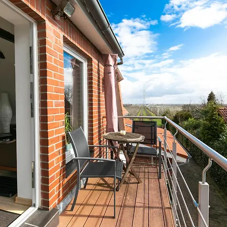 Bluetenzauber No 8 Apartment